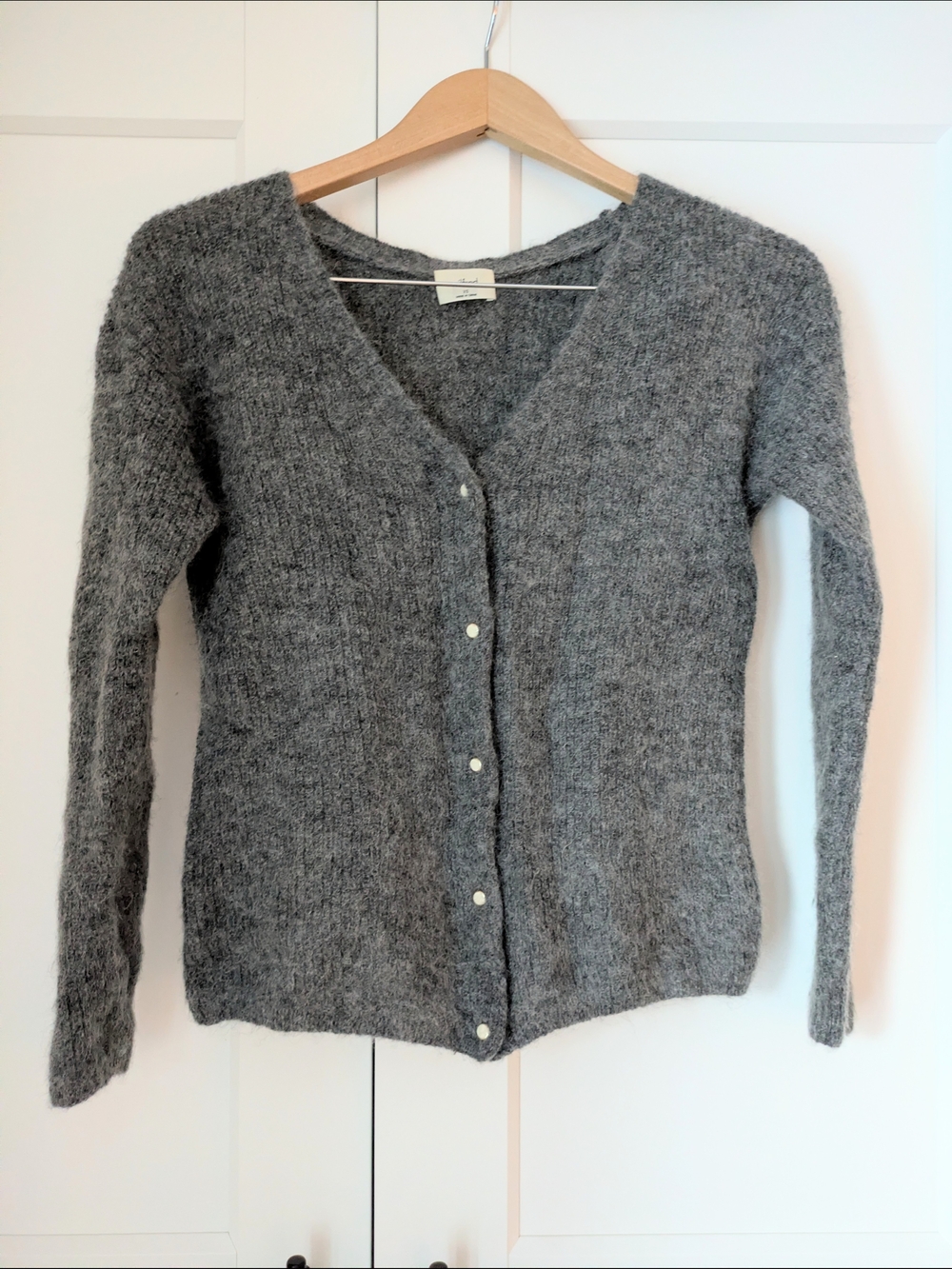 Wilfred Heather Gray V-Neck Button-Front Cardigan